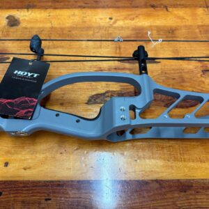 hoyt stratos compound bow